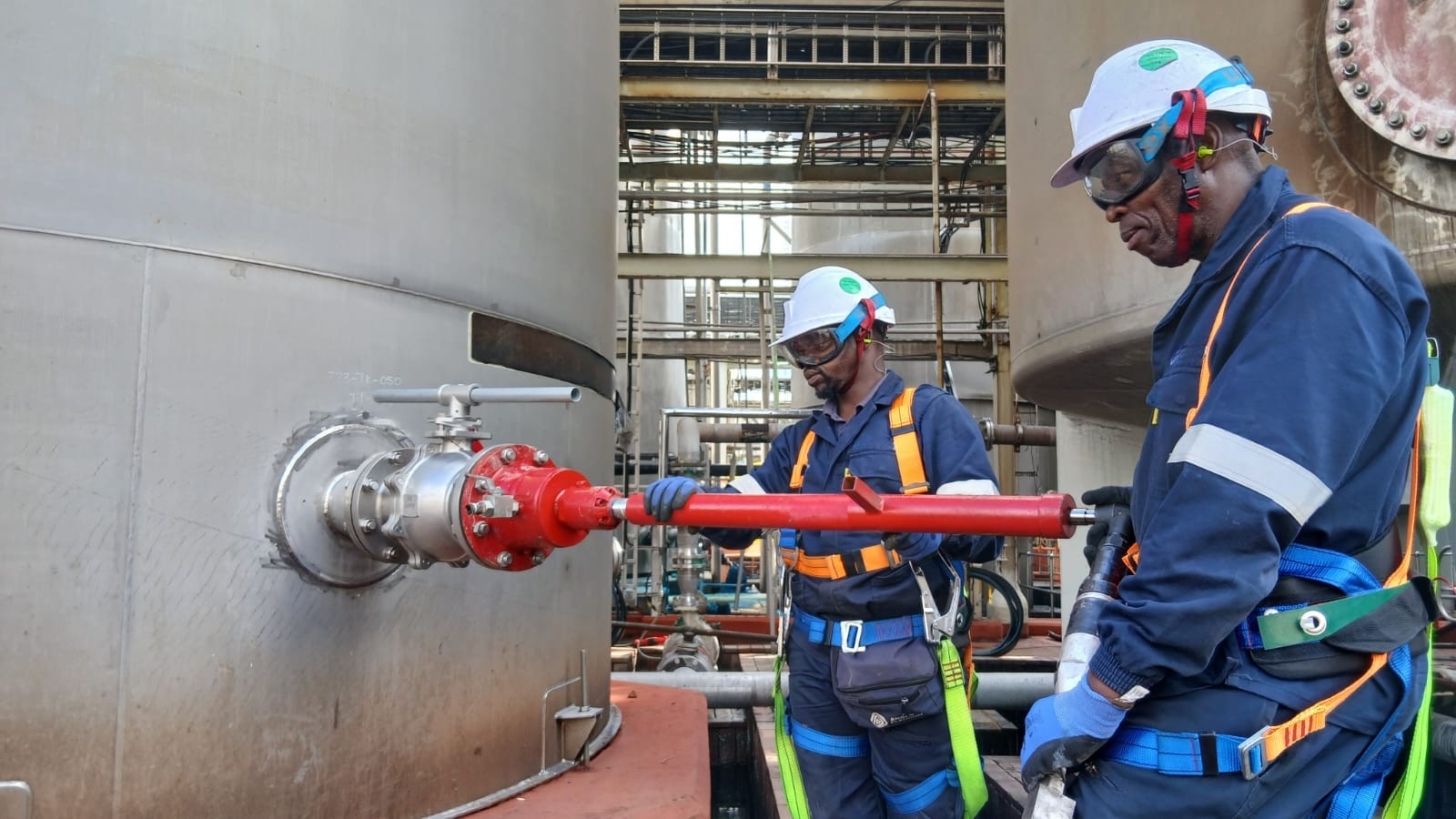 KMP Tapping hot tapping operations